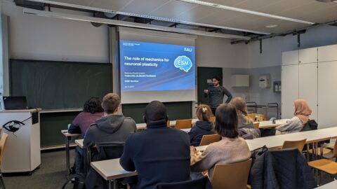 Bartomeu Perelló Amorós hosting the Doctoral Researchers' Seminar (Image: S. Kuth)