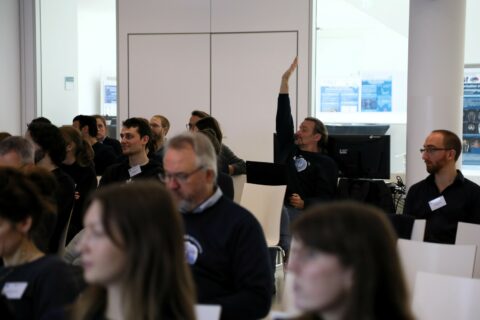 Engaged Audience: Interested attendees captivated during the presentations and discussions. (Image: ITM/FAU)