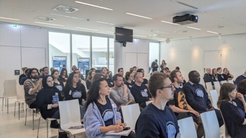 Engaged Audience: Interested attendees captivated during the presentations and discussions. (Image: S. Kuth)