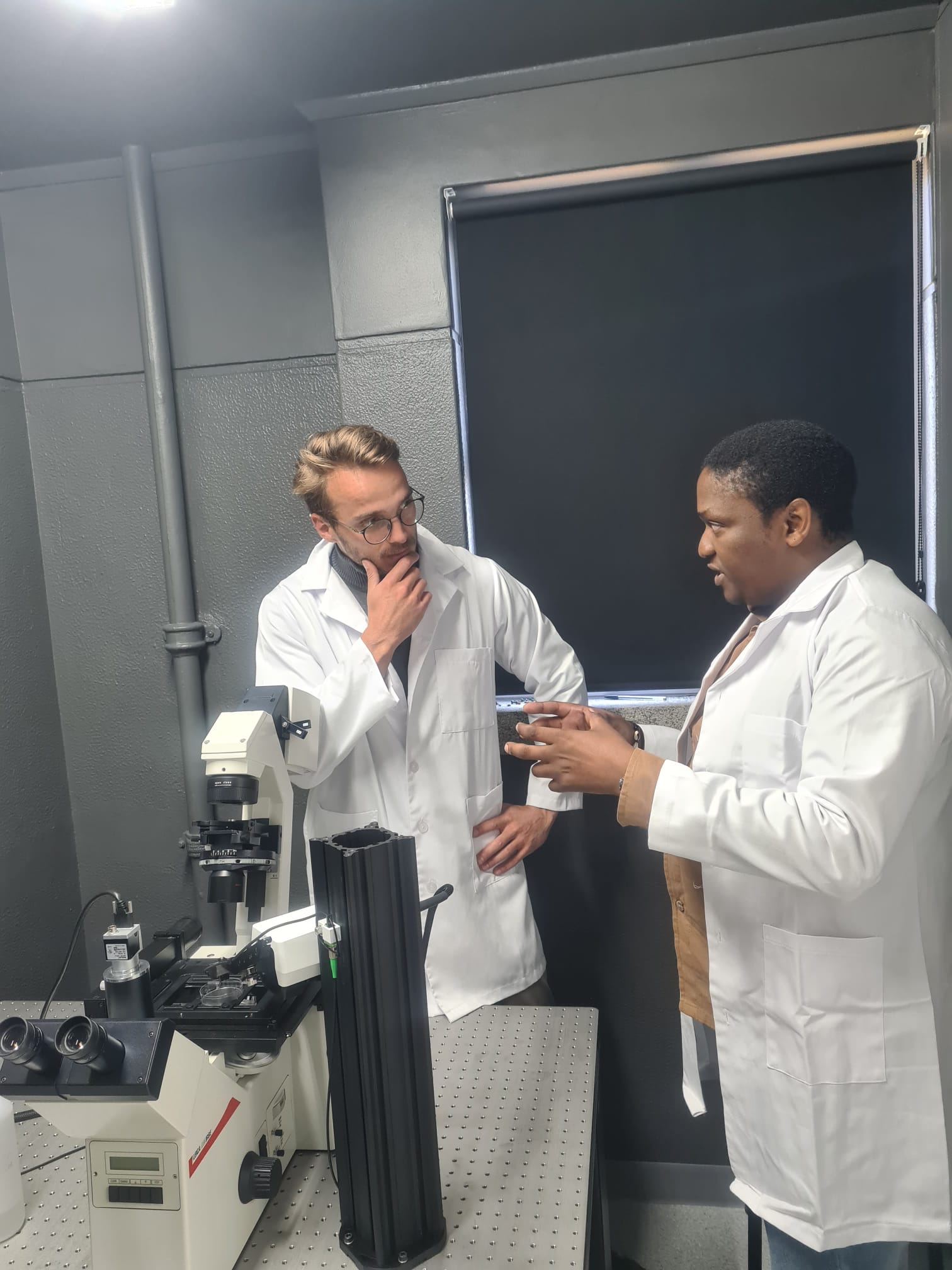 Conducting nanoindentation experiments with Dr. Majah'onkhe Shabangu (Image: private)