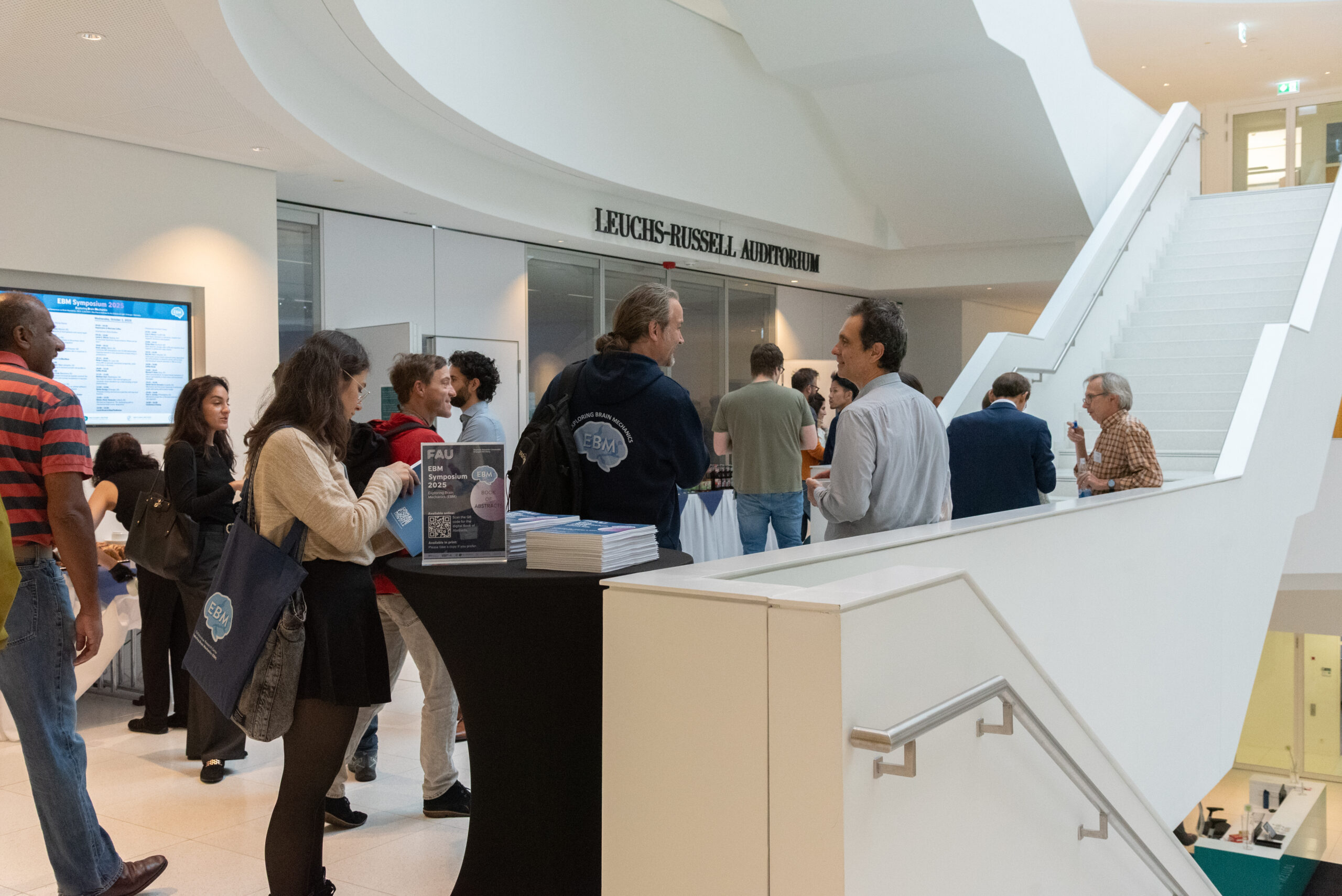 A lively start to the EBM Symposium 2025 as the first guests arrive and connect (Image: S. Viezens)