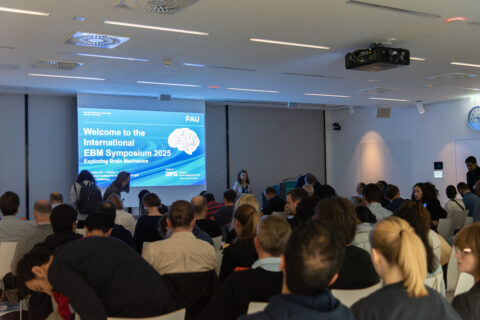 Opening remarks by Silvia Budday at the EBM Symposium 2025. (Image: S. Viezens)