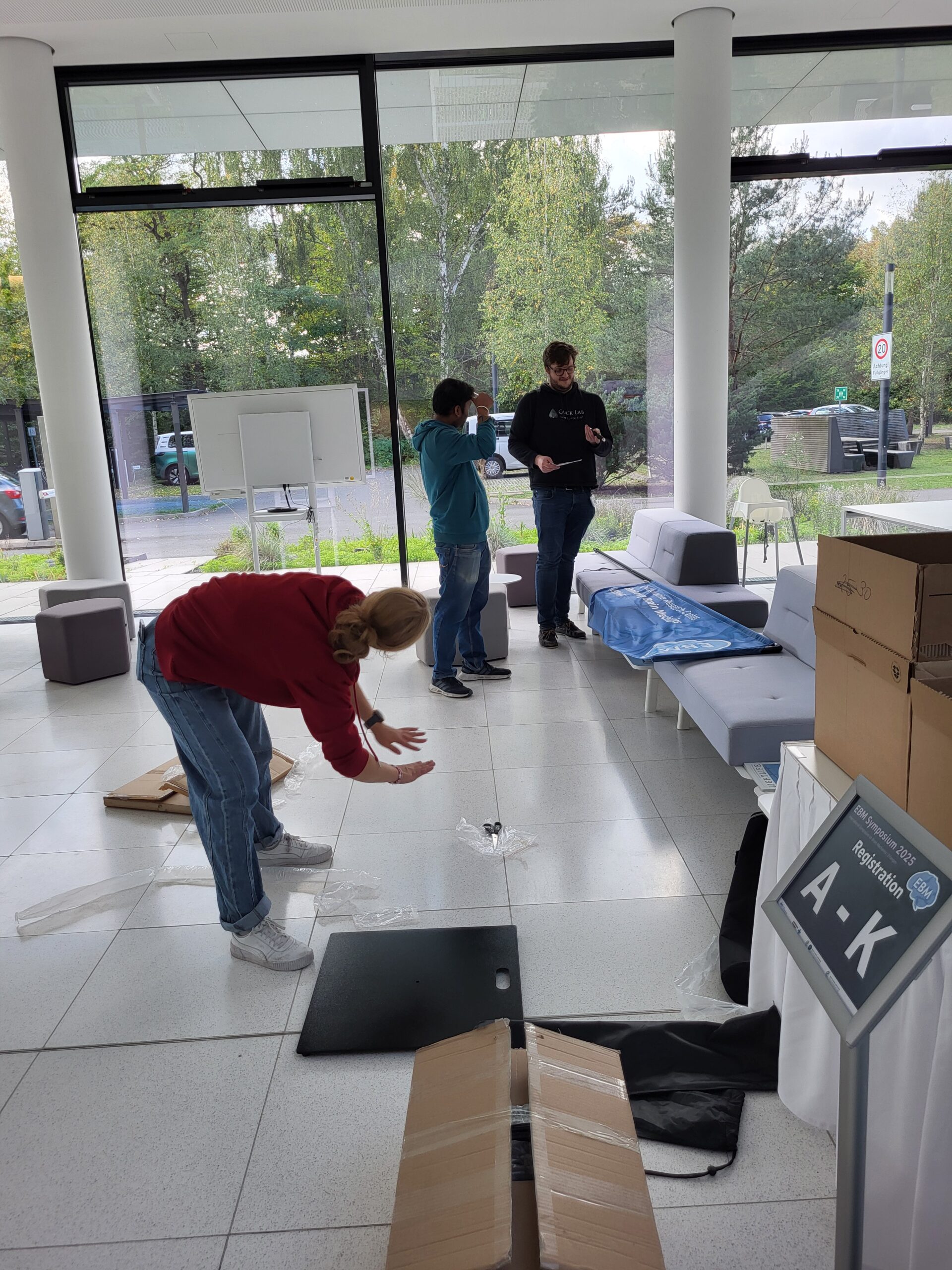 Behind the scenes at the EBM Symposium 2025 – setting the stage for an inspiring event (Image: A. Dakkouri-Baldauf)
