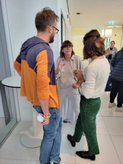 Networking and exchange during coffee breaks. (Image: A. Dakkouri-Baldauf)