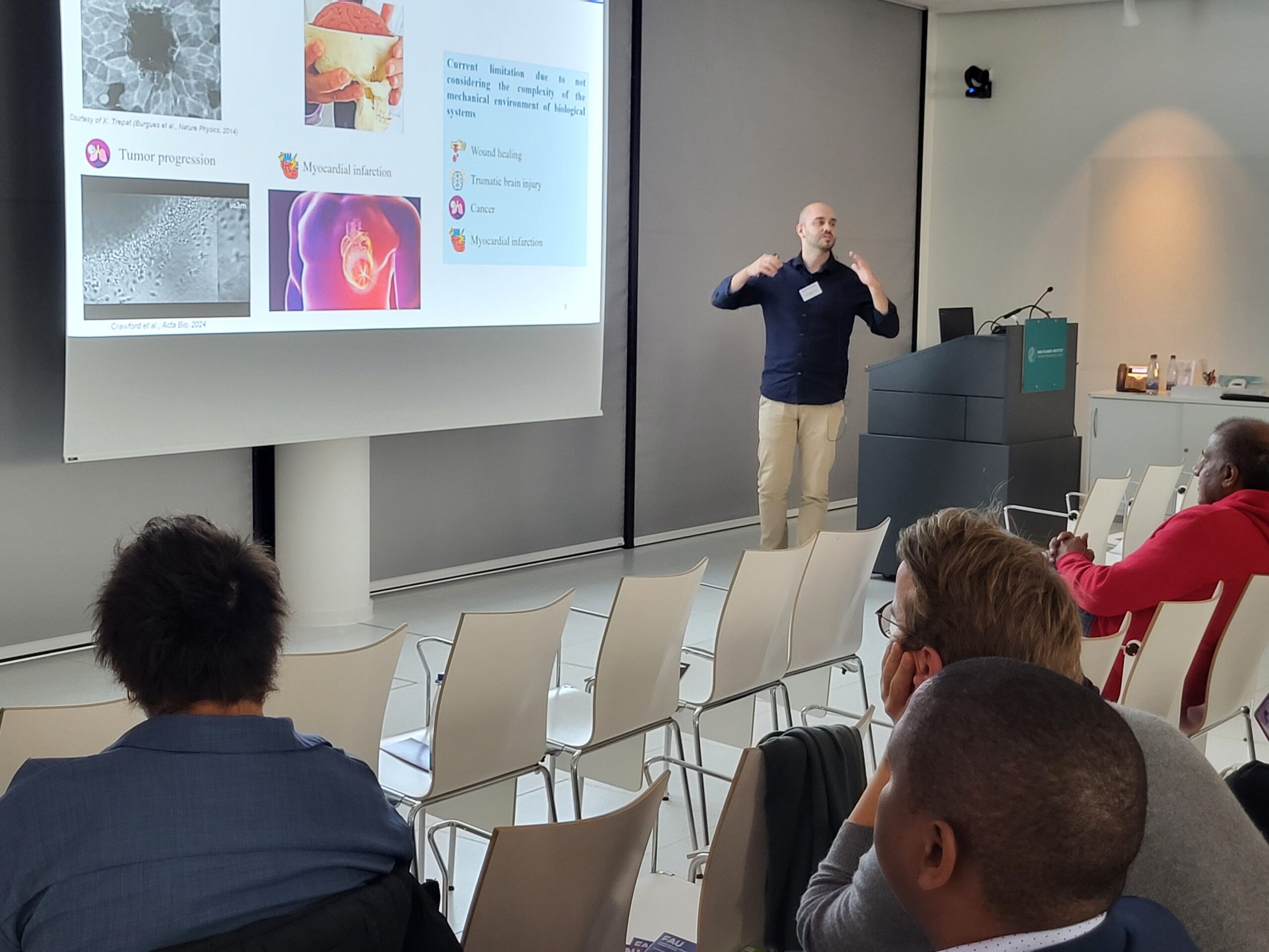 Speaker at the EBM Symposium 2025 (Image: A. Dakkouri-Baldauf)