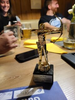 The spoils of victory: Robin Hood trophy and hotel voucher. (Image: A. Dakkouri-Baldauf)