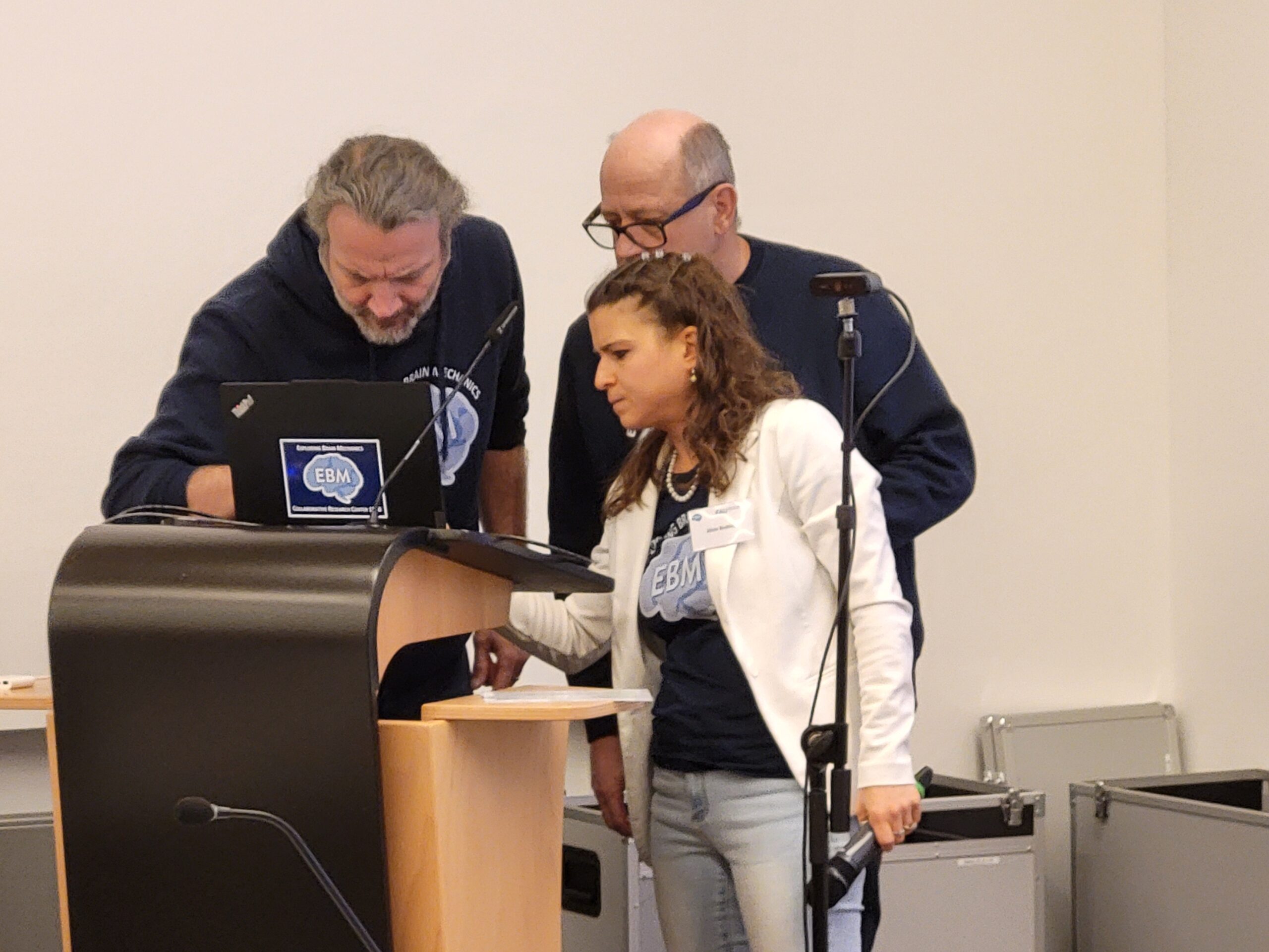 EBM leadership kicking off the presentation tech. (Image: A. Dakkouri-Baldauf)