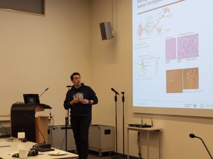 PI shares his upcoming project with the community. (Image: A. Dakkouri-Baldauf)