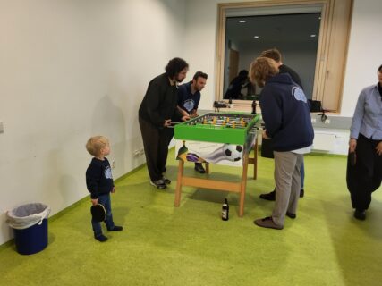 Time for some action: EBM members at the kickers table. (Image: A. Dakkouri-Baldauf)