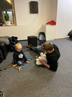 Playful moments at the EBM retreat. (Image: S. Budday)