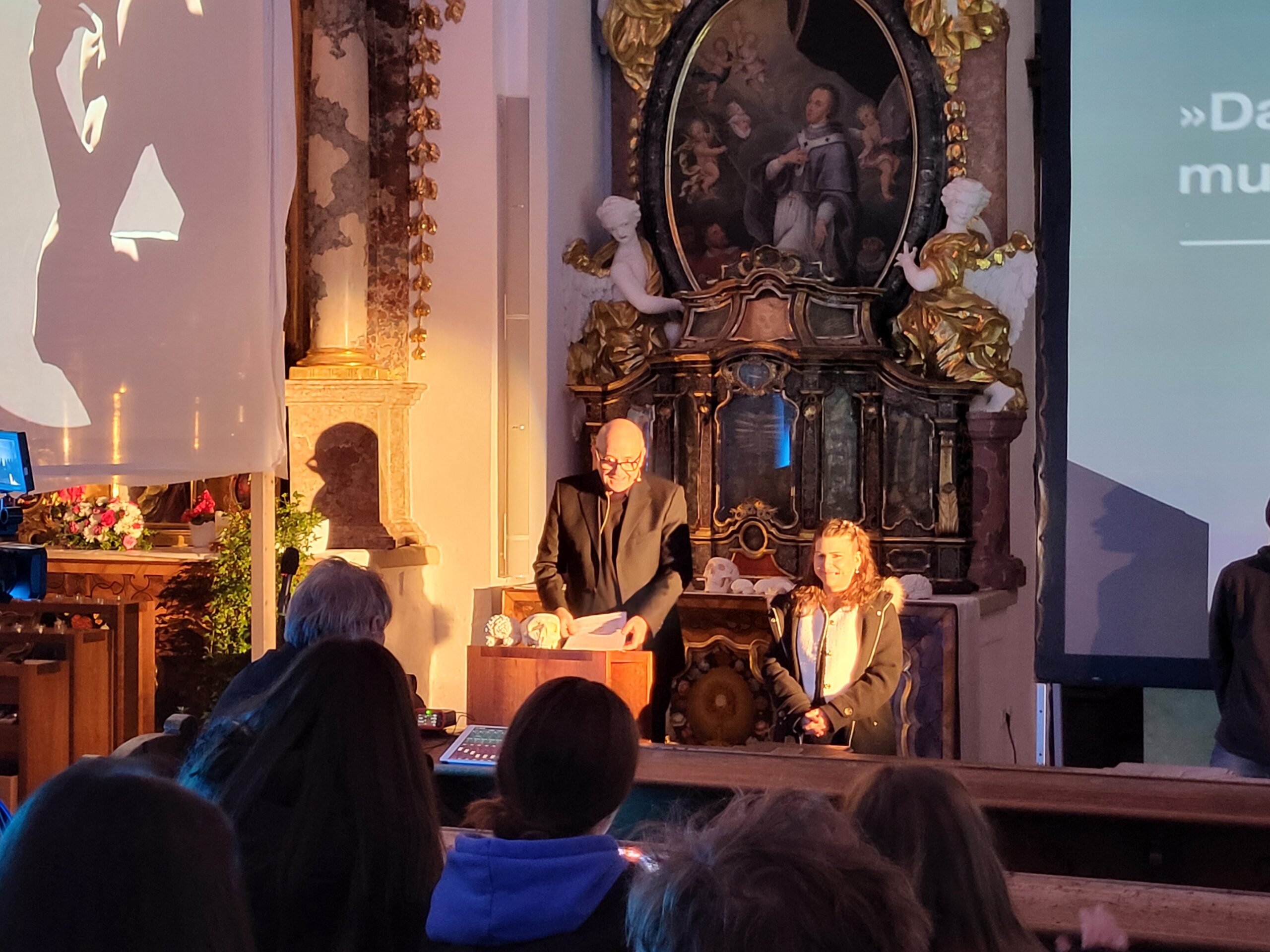 Paul Steinmann and Silvia Budday at the close of an evening where neuroscience, music, and visual art converged. Photo: A. Dakkouri-Baldauf
