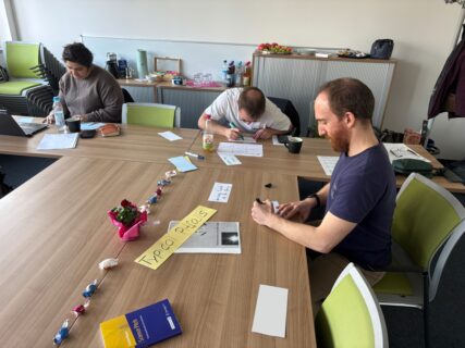 Workshop “How to Pitch Your Project” with three EBI-funded early-career PIs designated for the next funding period. Photo: S. Hülsenbeck