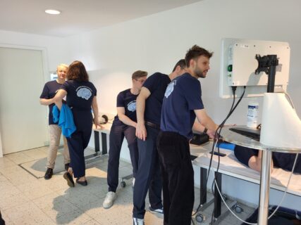Live demo time: mechanical testing takes center stage. Photo: A. Dakkouri-Baldauf